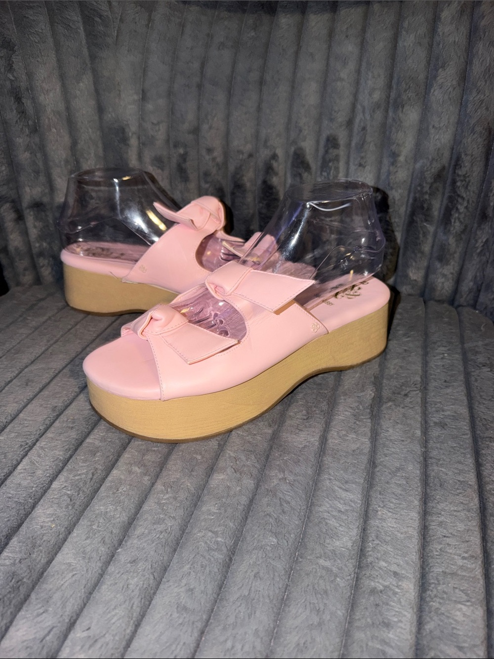 Women’s Sam & Libby Baby Pink Platform Slide Sandals size 10 only tried on SOFT
